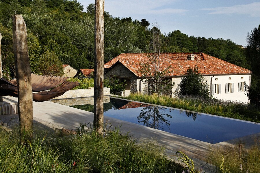 Beheizter Pool im Ferienhaus Casa Roccaverano im Piemont