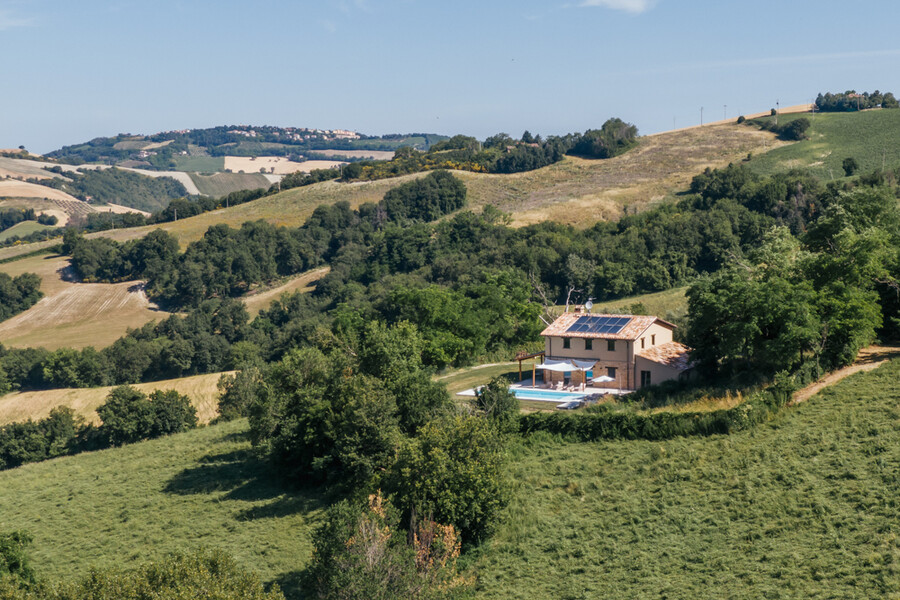 Casa Fontegenga in den grünen und waldigen Hügeln der Marken