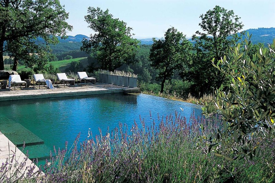 Pool zur Alleinnutzung in der Luxus Villa Le Porciglia in der Toskana