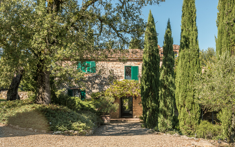 Villa mit Zypressen im Chianti in der Toskana