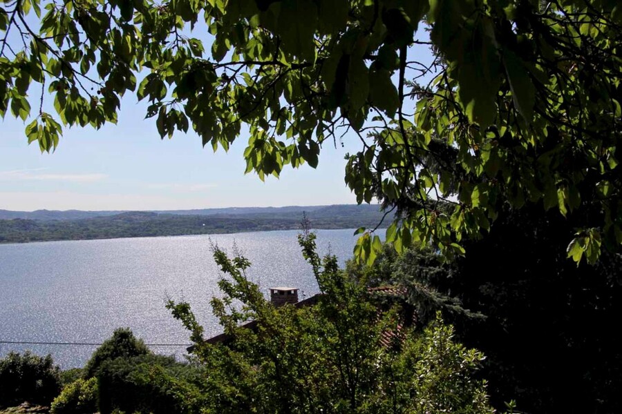 fd98a9d9-a4a9-4b2a-aaf0-06aa05cf0a98.