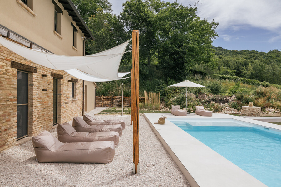 Casa Fontegenga in den Marken mit privatem Pool und Sonnensegel