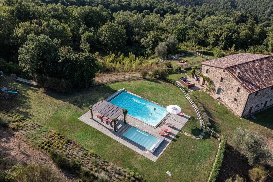 Villa mit beheiztem Pool in Umbrien
