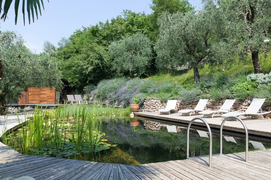 VillaCastelletto naturalpond MH small 0444