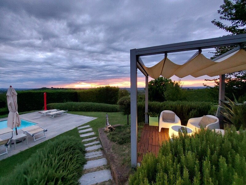 2024 Luce pergola avondzon
