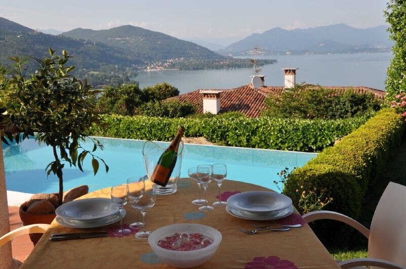 Meina Lake-Maggiore Piedmont-&-Lake-Maggiore Villa Oleandro gallery 007 1604682353