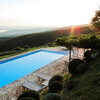 Luxusferienhaus mit Blick auf den Trasimeno See in Umbrien