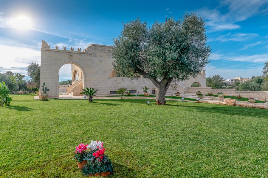 013 Villa Gimapiro Carovigno AltoSalento 2160PX