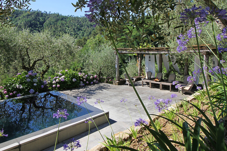 Pool inmitten der Natur im Ferienhaus in der Toskana Macennere