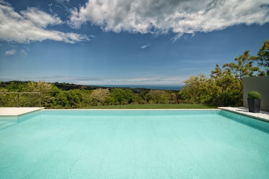 Infinity pool view Villa Olivo Photo credit Davide Bischeri.