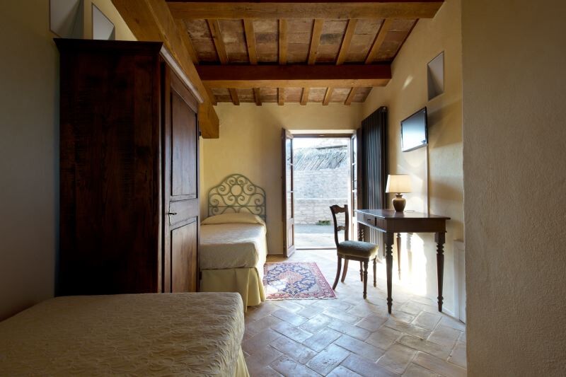 Cagli Urbino-Area Adriatic-Coast-&-The-Marches Castello di Naro gallery 027 1516438546