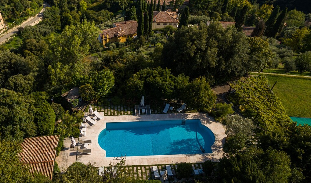 Piscina-con-vista-Villa