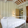 Die 8 Schlafzimmer im Ferienhaus La Maccinaia bieten Platz für bis zu 16 Gäste