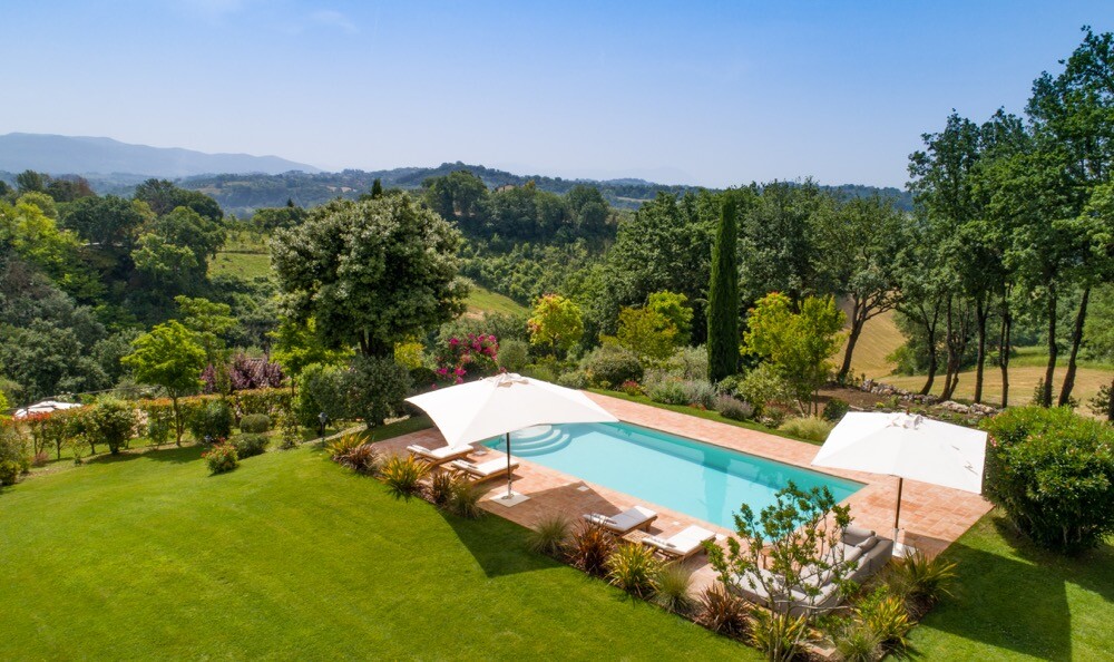 Private Pool im Ferienhaus Madonna della Noce im Latium