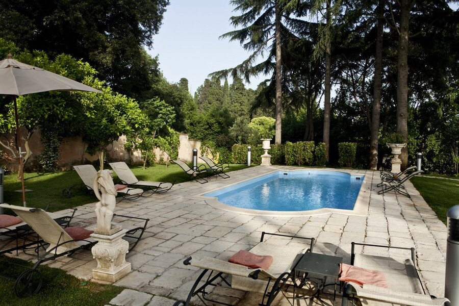 Villa Nocetta Roma Outdoors10
