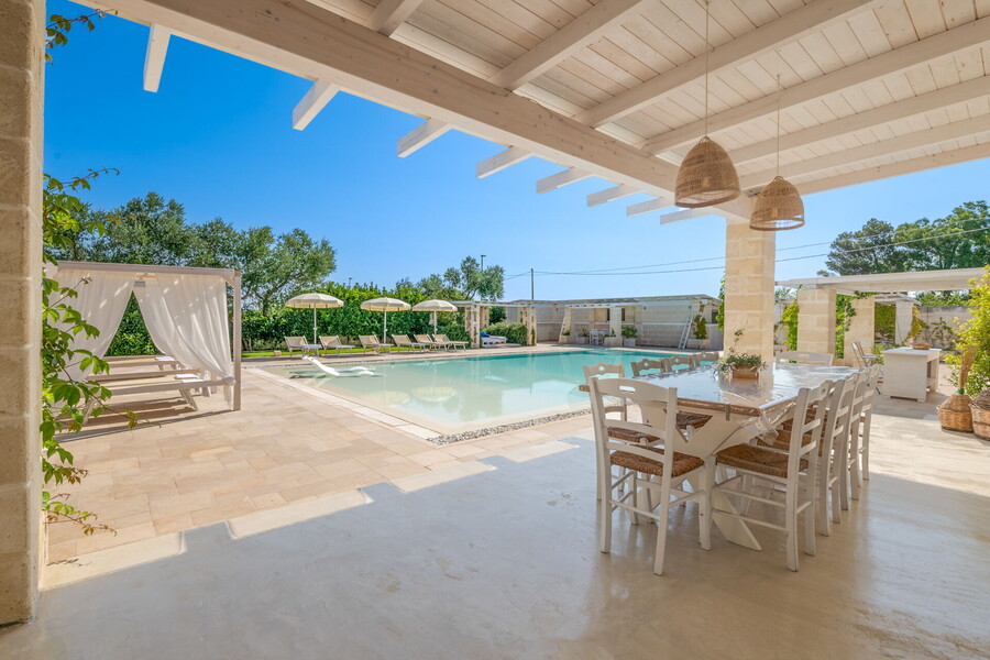 000-villa-niraclo-puglia-carovigno-raro-villas