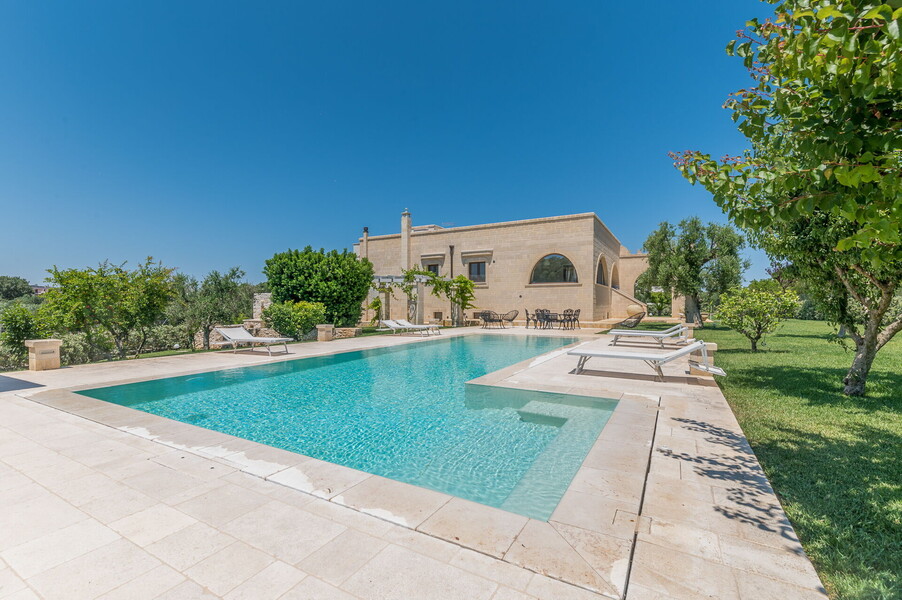 002-villa-gemapir-carovigno-alto-salento-puglia-2022-raro-villas