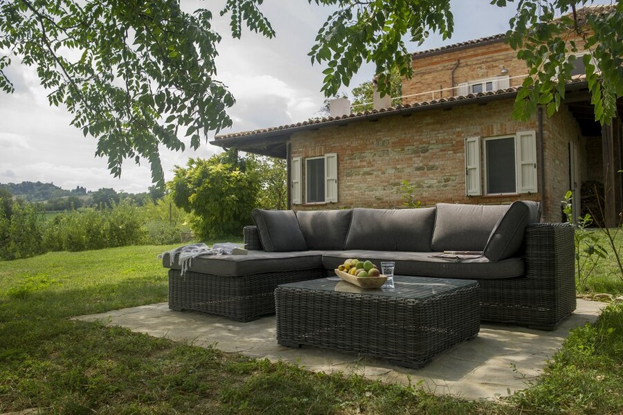 Loungeecke im Garten des Ferienhaus Casa delle Marche