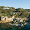 Villa Procchio, ein Ferienhaus direkt am Meer auf Elba inmitten von Pinien