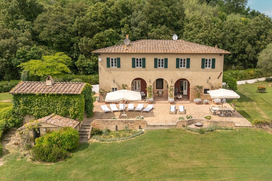 Villa CentOlivi in zona Palaia
