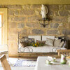 Sofas in der Loggia im Ferienhaus Cascina Monferrato