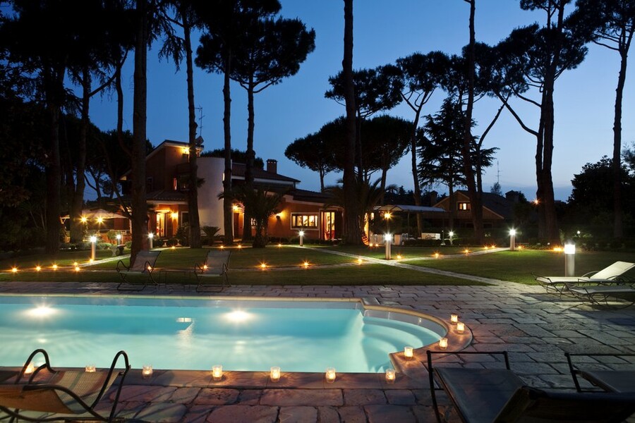 Villa Nocetta Roma Outdoors11